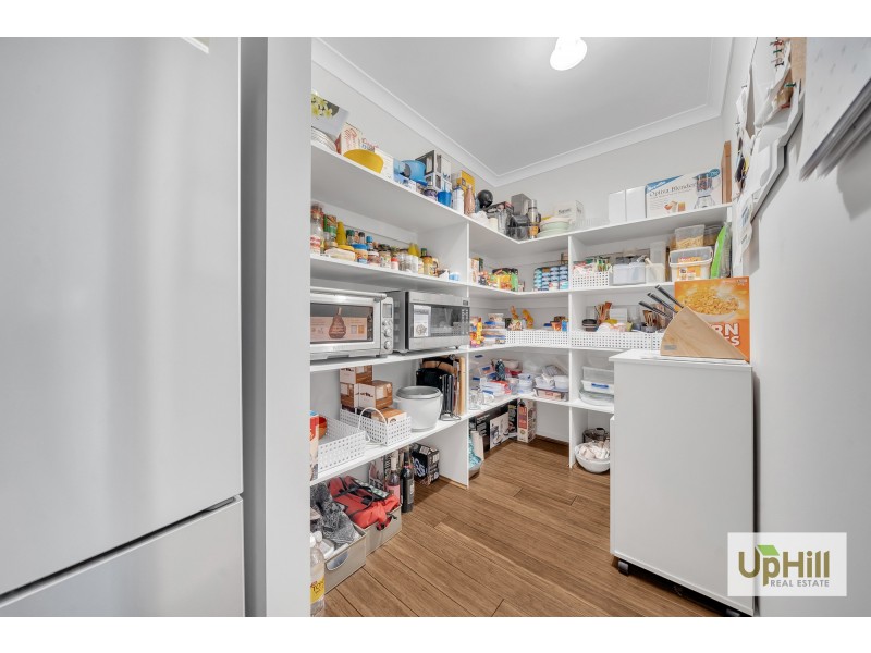 15 EVERARD AVENUE, Clyde North VIC 3978