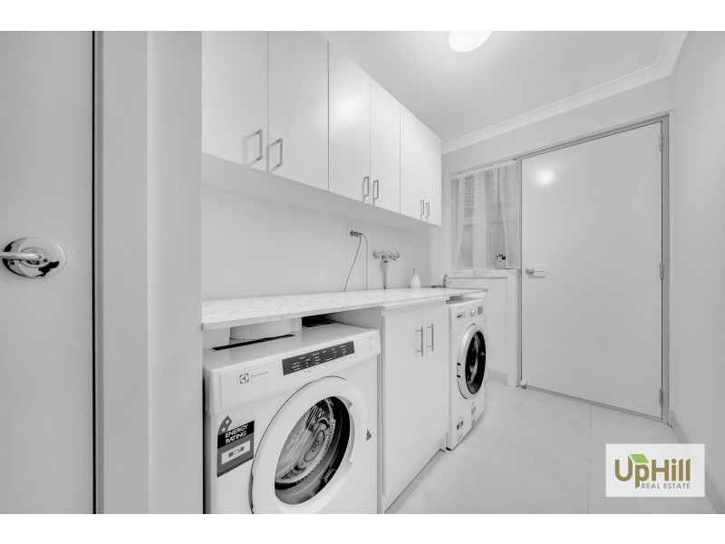 15 EVERARD AVENUE, Clyde North VIC 3978