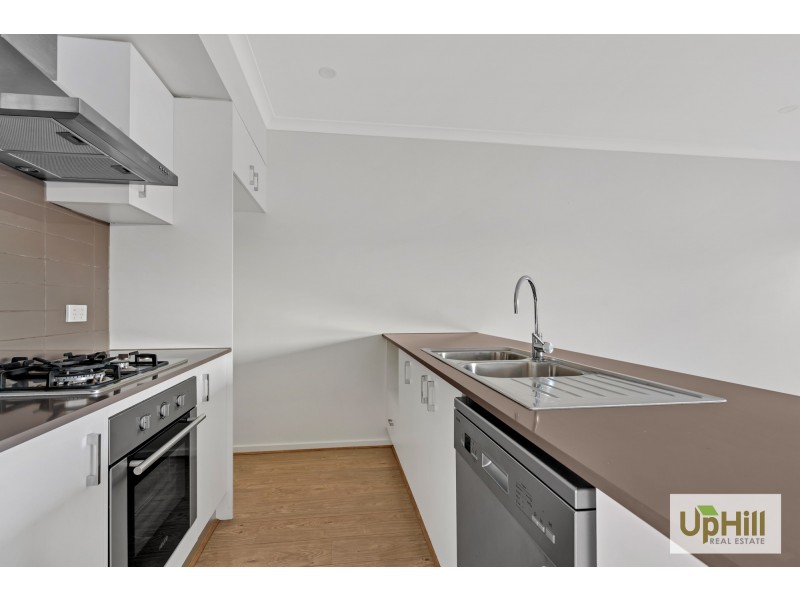 19 ELISTON AVENUE, Clyde VIC 3978