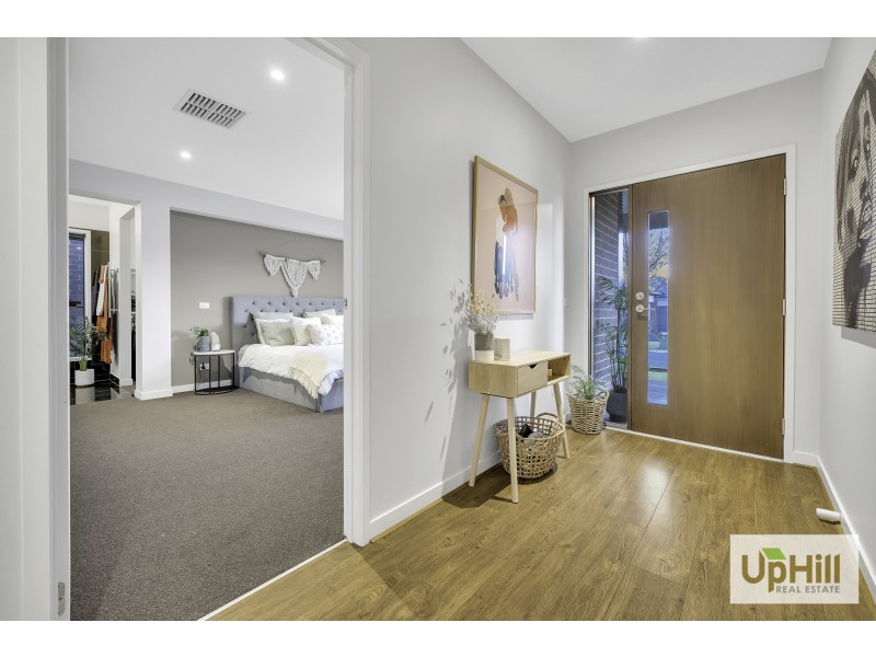 17 Trickett Street, Clyde VIC 3978