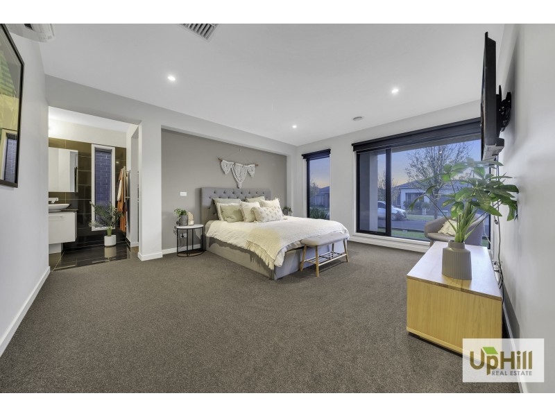 17 Trickett Street, Clyde VIC 3978