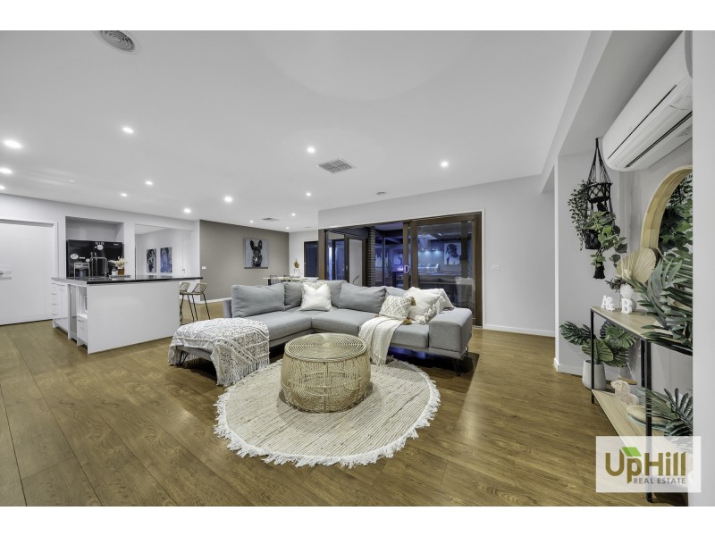 17 Trickett Street, Clyde VIC 3978