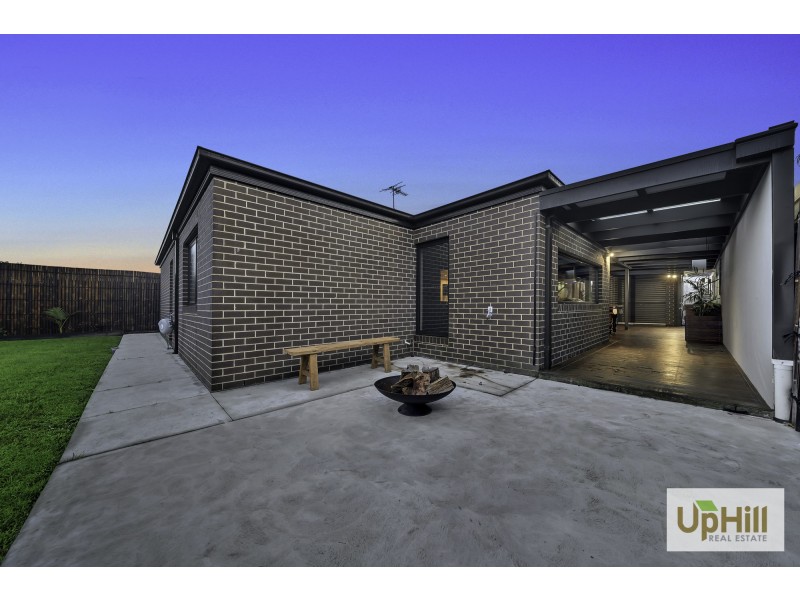 17 Trickett Street, Clyde VIC 3978