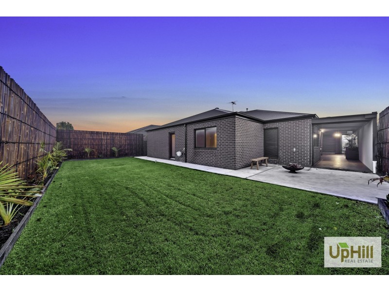 17 Trickett Street, Clyde VIC 3978