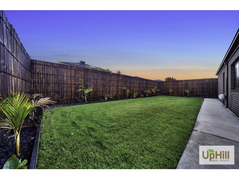 17 Trickett Street, Clyde VIC 3978