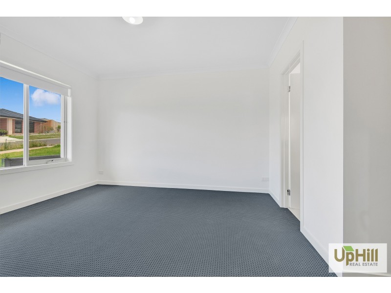 39 NOAH ROAD, Clyde North VIC 3978