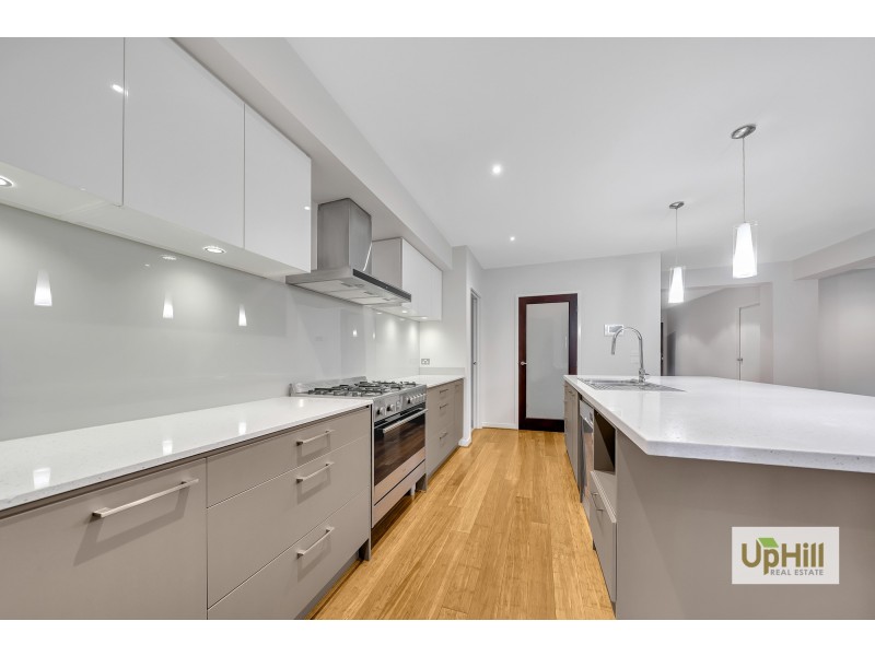 5 Pyrenees Road, Clyde VIC 3978