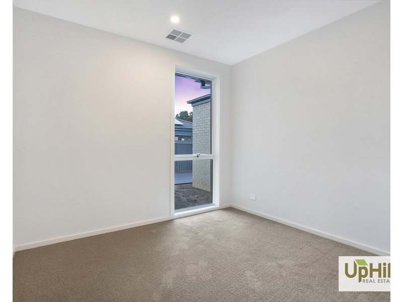 3/148 Princes Highway, Pakenham VIC 3810