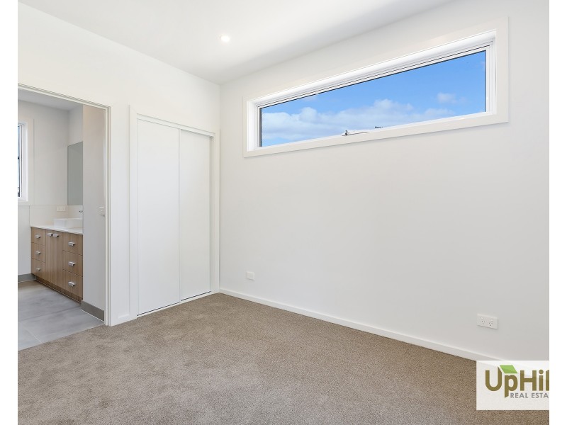 1/148 Princes Highway, Pakenham VIC 3810