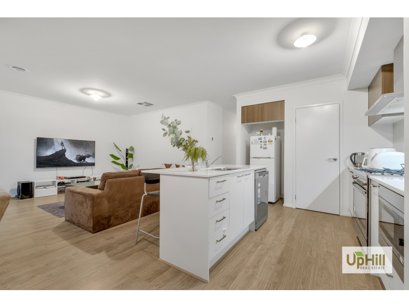 12 Curzon Street, Clyde North VIC 3978