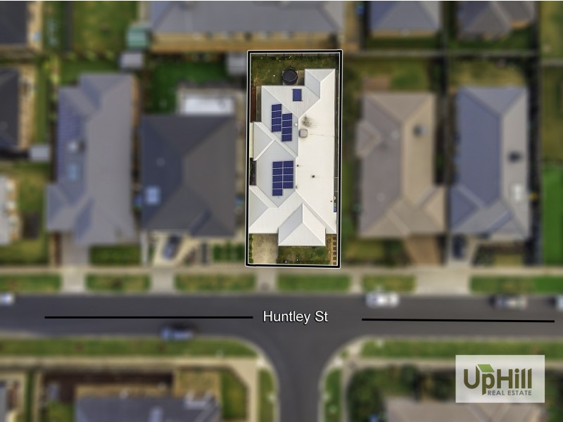 7 Huntley Street, Cranbourne North VIC 3977