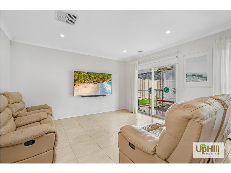 7 Cochin Drive, Clyde North VIC 3978