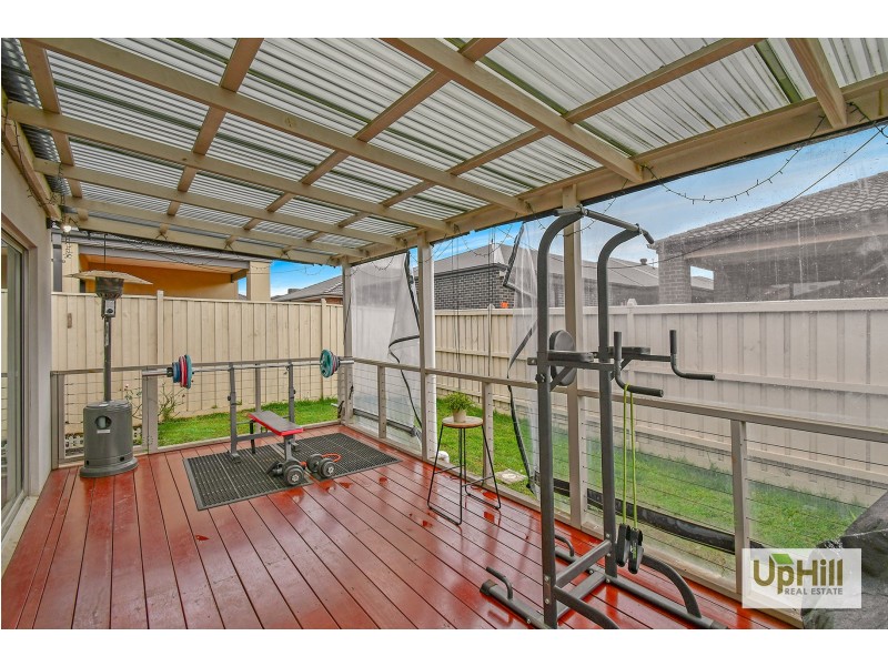 7 Cochin Drive, Clyde North VIC 3978