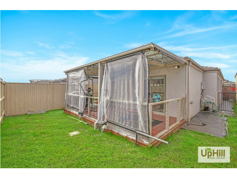 7 Cochin Drive, Clyde North VIC 3978