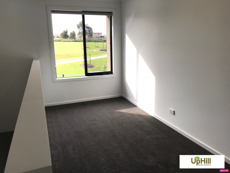 6 Evica Road, Clyde North VIC 3978