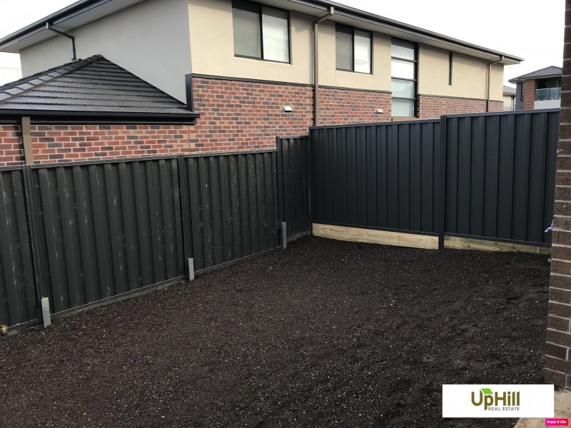 6 Evica Road, Clyde North VIC 3978