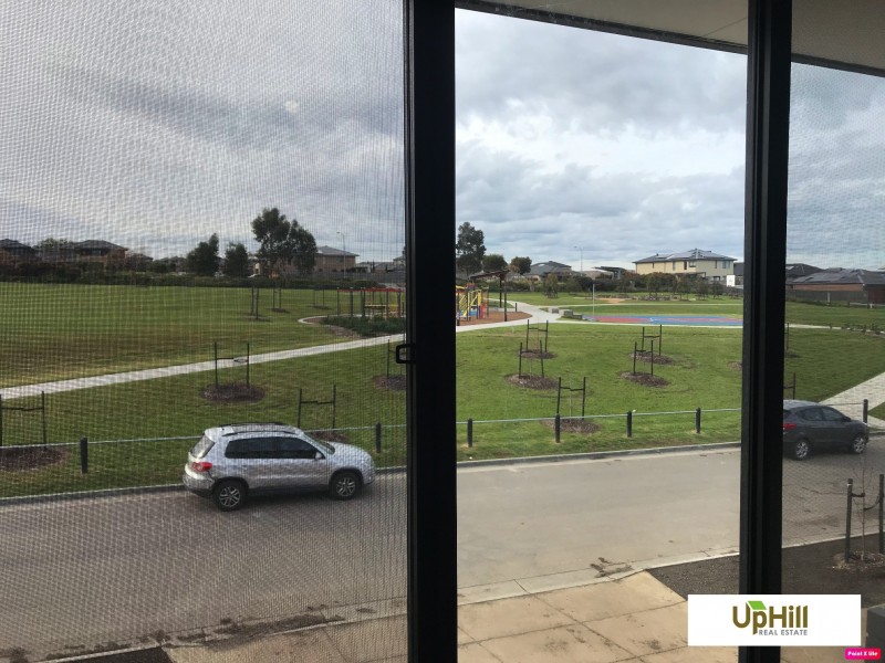 6 Evica Road, Clyde North VIC 3978