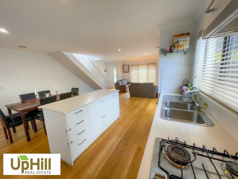 19/17 Golden Elm Way, Lyndhurst VIC 3975