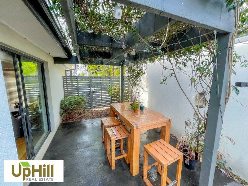 19/17 Golden Elm Way, Lyndhurst VIC 3975