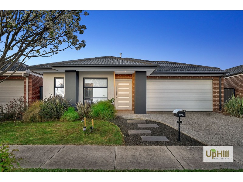 15 Marblelight Way, Clyde North VIC 3978