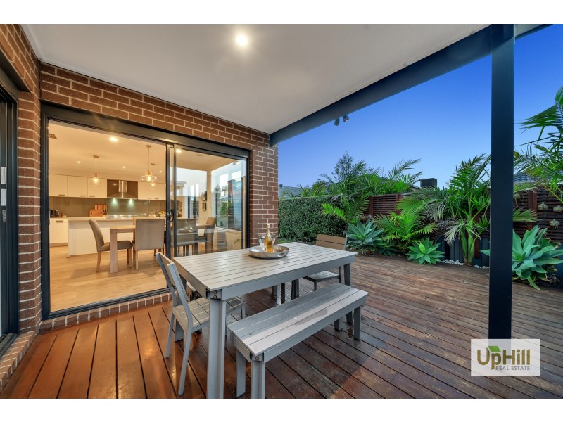 15 Marblelight Way, Clyde North VIC 3978