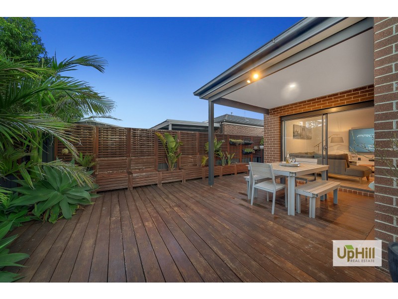 15 Marblelight Way, Clyde North VIC 3978