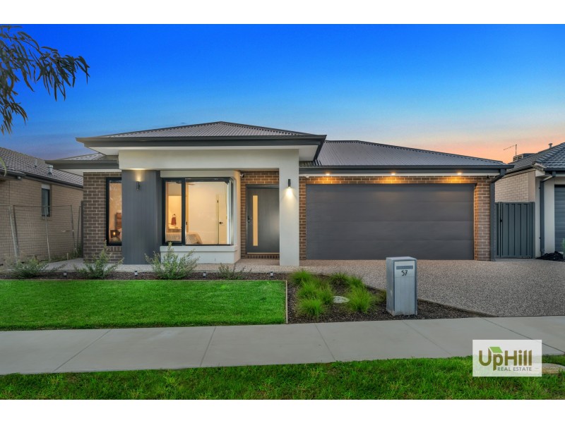 57 Timberline Parkway, Pakenham VIC 3810
