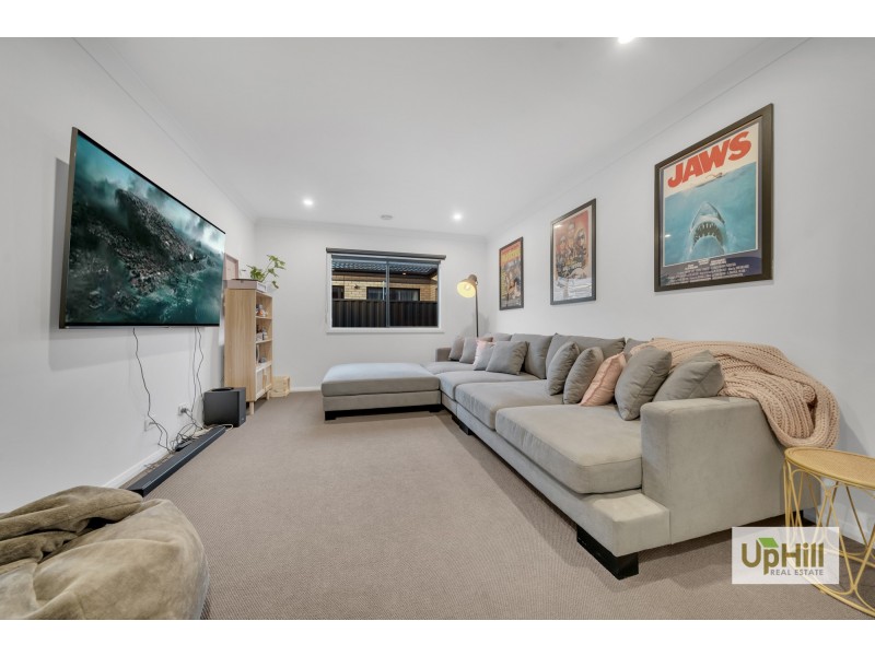 57 Timberline Parkway, Pakenham VIC 3810