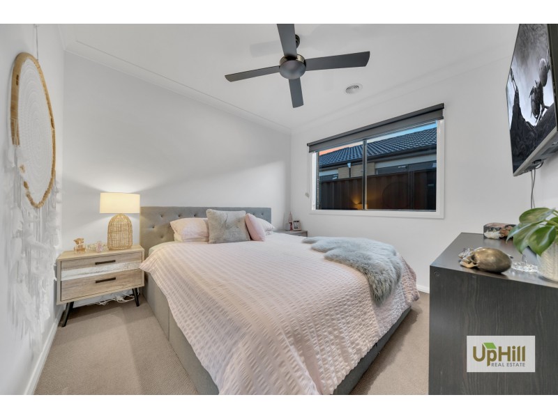 57 Timberline Parkway, Pakenham VIC 3810