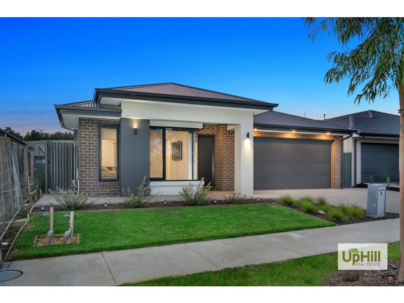 57 Timberline Parkway, Pakenham VIC 3810