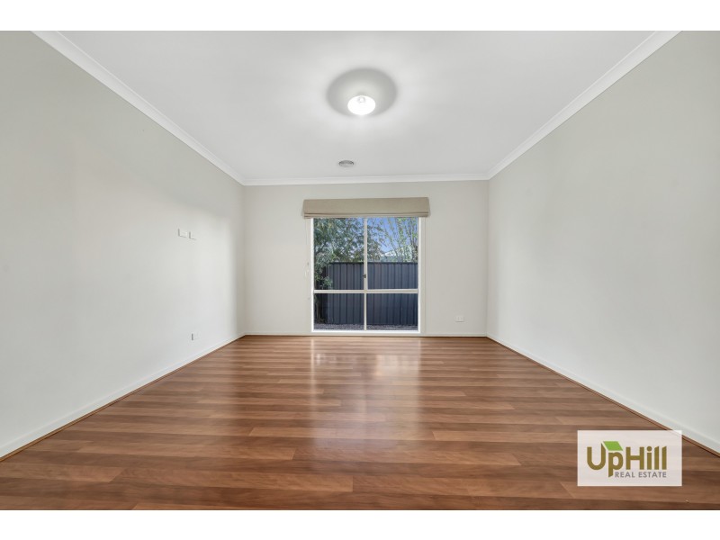 110 Selandra Boulevard, Clyde North VIC 3978