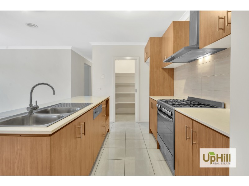 110 Selandra Boulevard, Clyde North VIC 3978