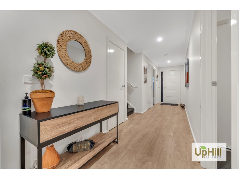 21 Pedro St, Clyde North VIC 3978