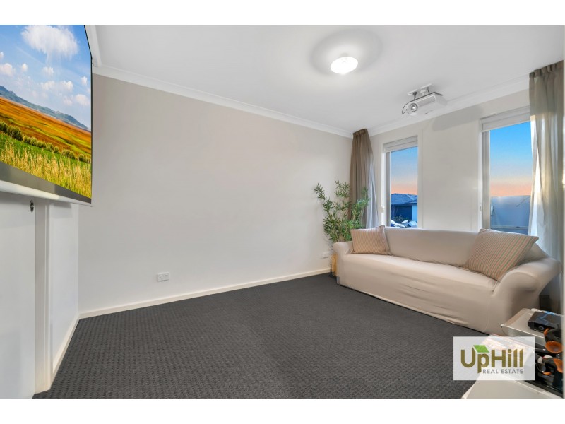 21 Pedro St, Clyde North VIC 3978