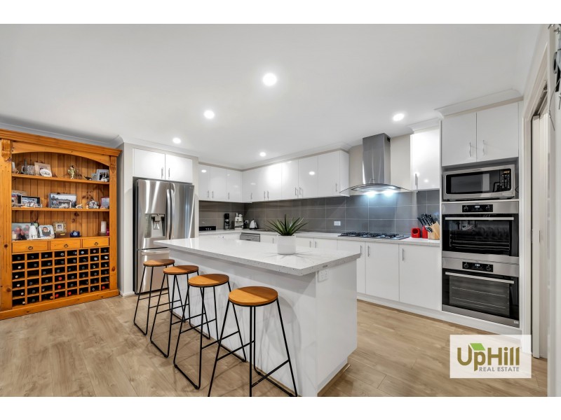 21 Pedro St, Clyde North VIC 3978