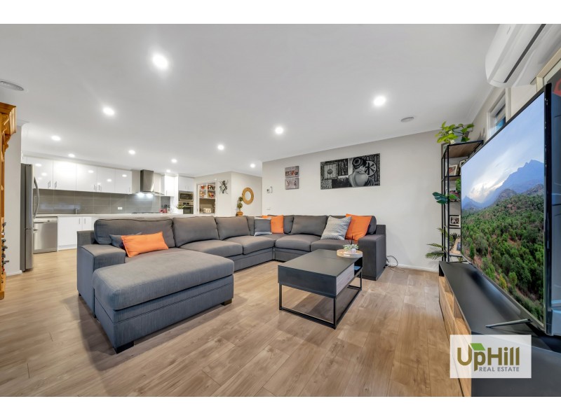 21 Pedro St, Clyde North VIC 3978