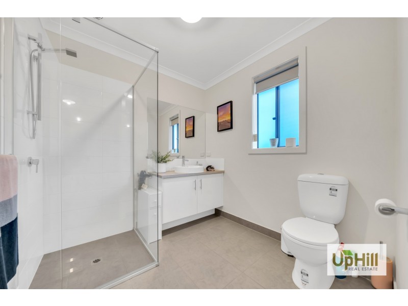 21 Pedro St, Clyde North VIC 3978