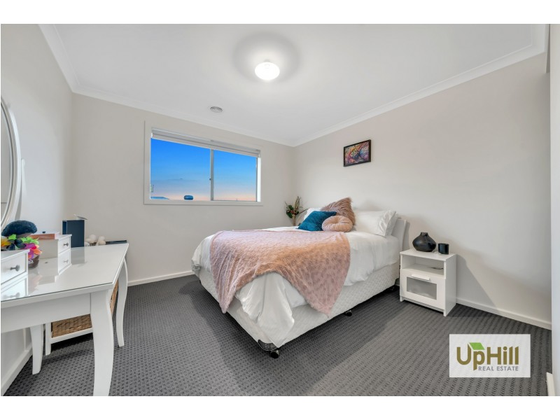 21 Pedro St, Clyde North VIC 3978