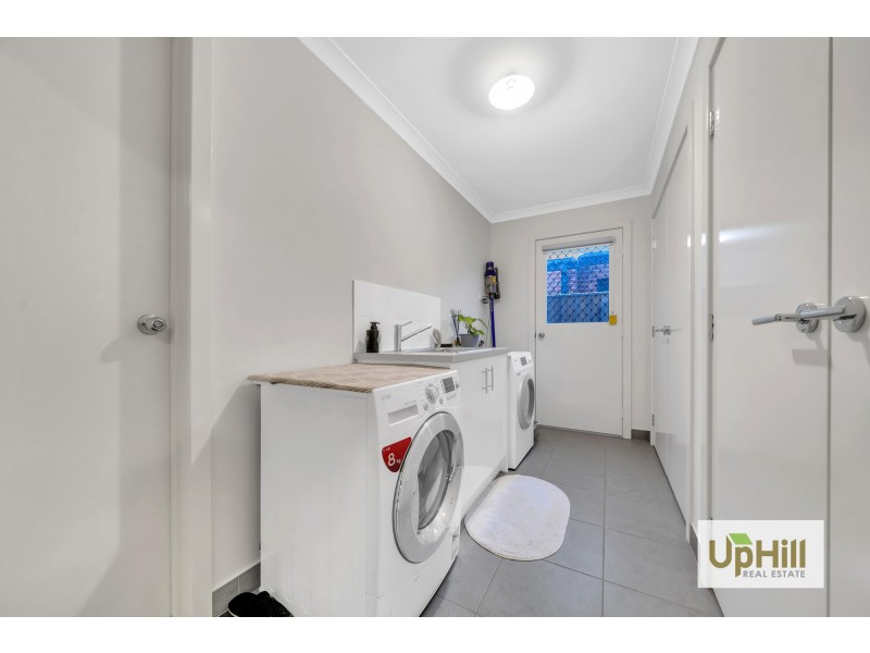 21 Pedro St, Clyde North VIC 3978