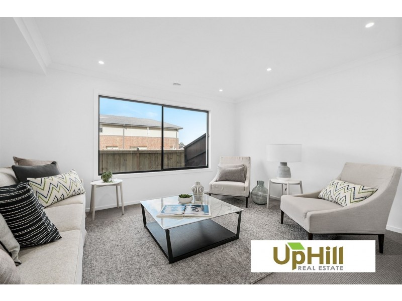 18 Hillwood Street, Clyde VIC 3978