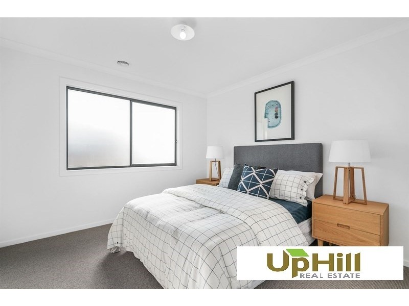 18 Hillwood Street, Clyde VIC 3978