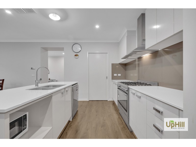 56 Chambers Crescent, Cranbourne North VIC 3977