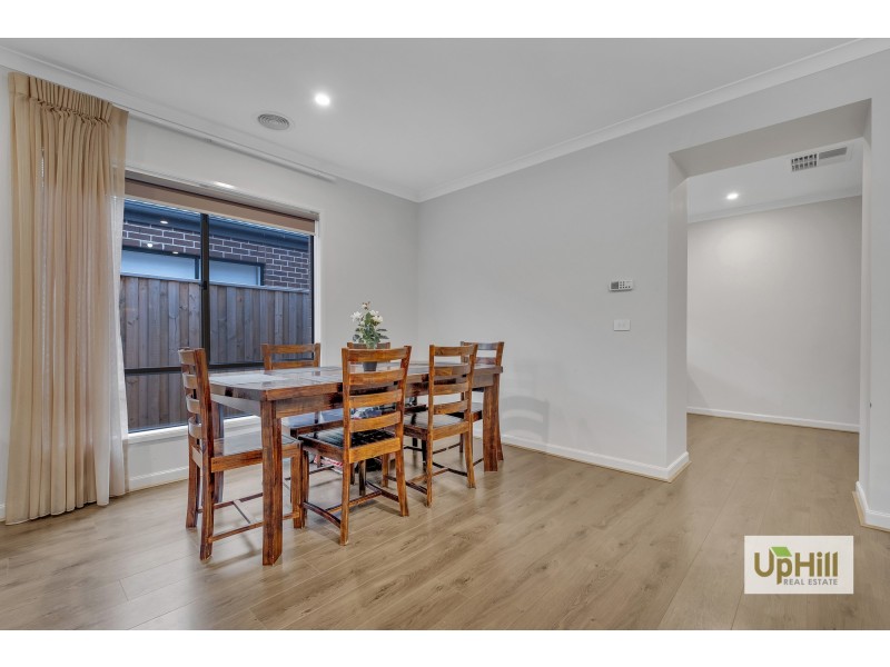 56 Chambers Crescent, Cranbourne North VIC 3977