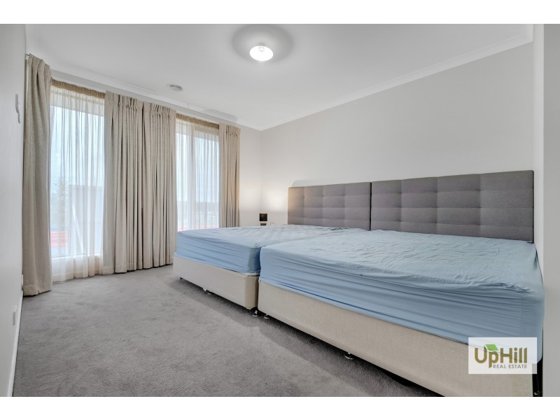 56 Chambers Crescent, Cranbourne North VIC 3977