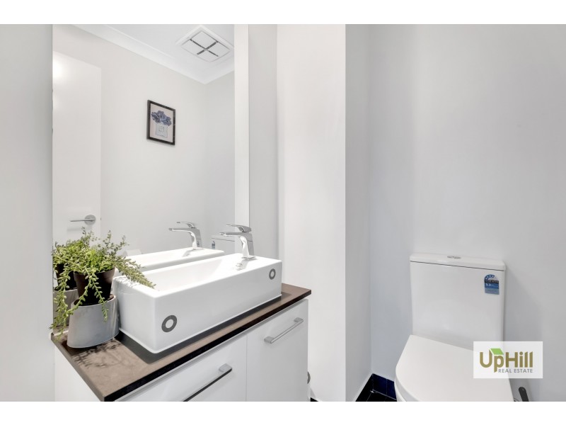 19 Merribrook Boulevard, Clyde VIC 3978