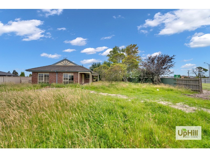 414 Berwick-Cranbourne Road, Clyde North VIC 3978