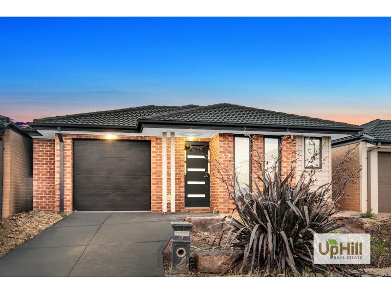 17 Cubbie Way, Clyde North VIC 3978