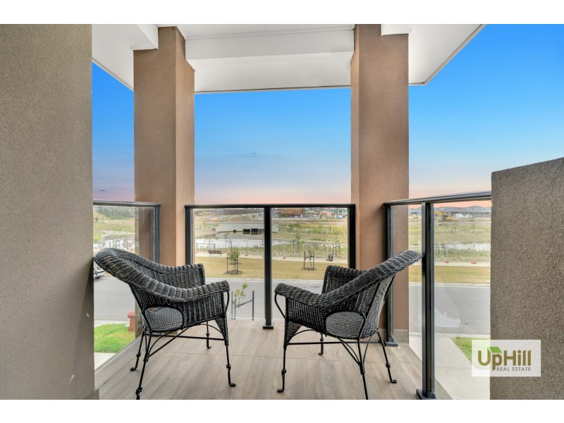 33 Beatrix Circuit, Officer VIC 3809