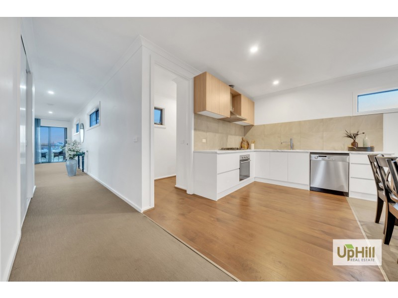 33 Beatrix Circuit, Officer VIC 3809