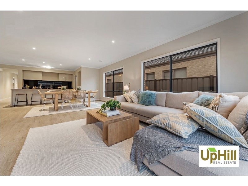 1/35 Manuka road, Berwick VIC 3806